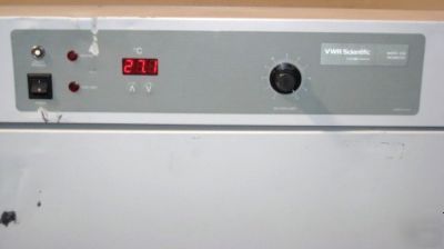 Vwr 1535 general purpose incubator - 24X23X19 - 70DEG c