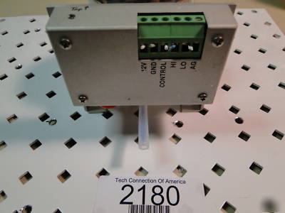 Setra barometric pressure transducer + mount model 270