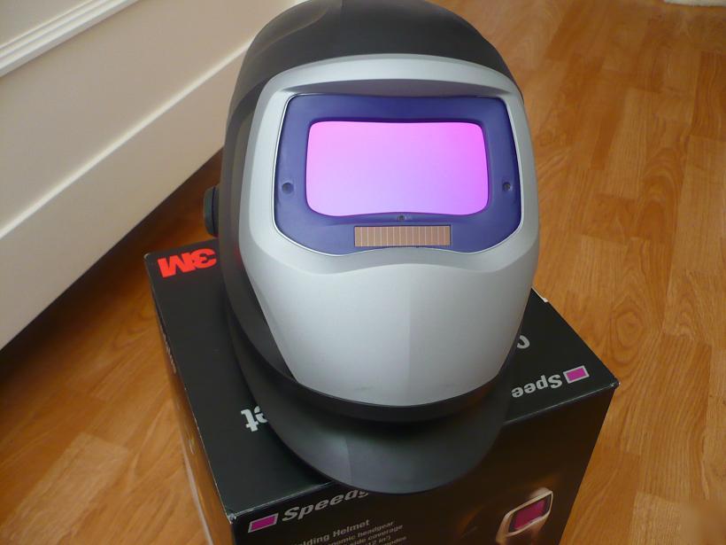 New speedglas 9100X darkening welding helmet, hornell