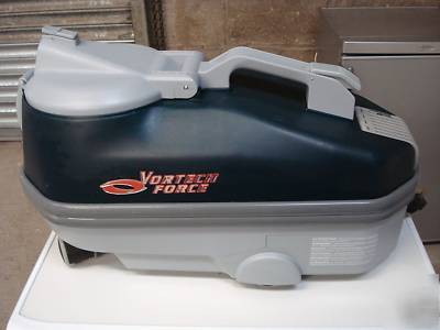 Fully reconditioned vortech force 3 commercial vacuum.