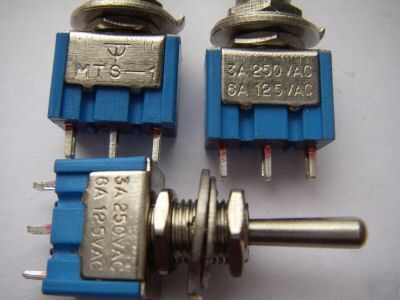 PKG8, spdt momentary (on)-off-(on) toggle switch,B123