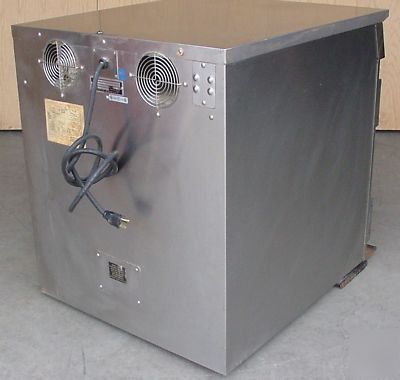 Alto shaam 767-sk cook & hold oven smoker food cooker