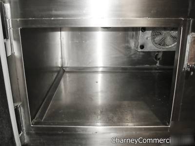 Refrigerated buffet serving table with sneeze gaurd 96