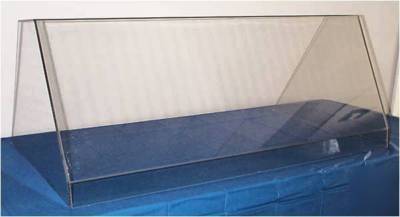 Sneeze guard of clear lexan-great for carving stations 