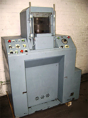 Ferrara 165 ton capacity hydraulic coining press