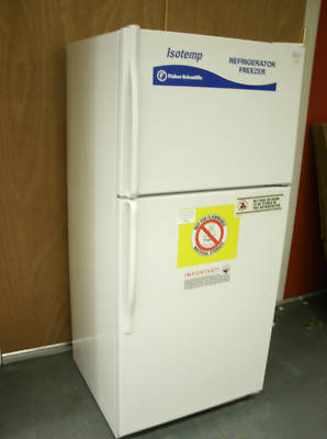 Fisher isotemp refrigerator/freezer model 13-986-106A 