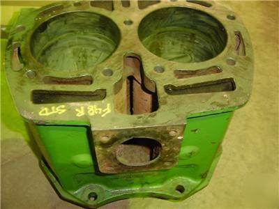 John deere g F48R engine block standard bore very good