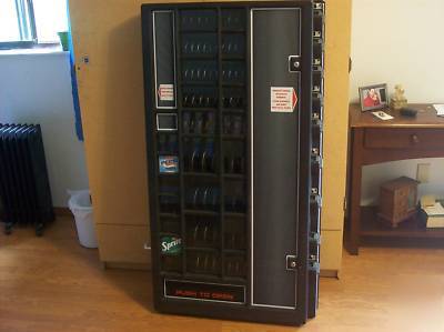 Antares 9 selection snack machine, door, wall mount 
