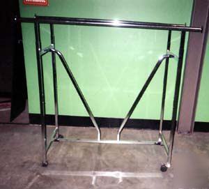 Clothing racks lot 45PCS h-racks 2 & 4 ways liquidation