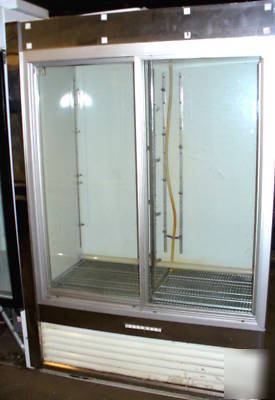 Hussmann glass two door cooler