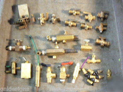 29 small brass air hydraulic & fluid valves â˜…clippard+ 