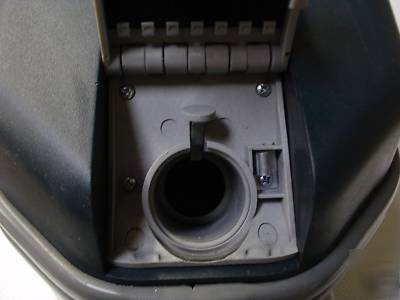 Fully reconditioned vortech force 3 commercial vacuum.