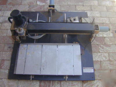 Xenetech 1625 cnc router engraving system