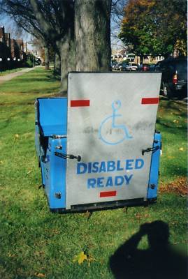 Trackless train for sale with wheelchair accessbl. car