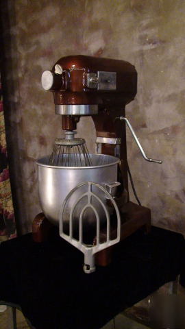Hobart mixer A200 w/bowl, whip & paddle 20 qrt