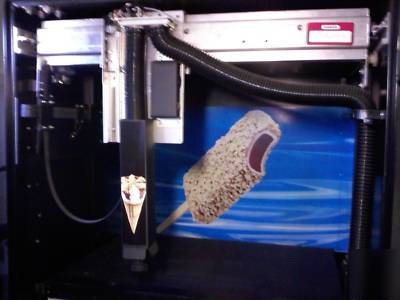 Fastcorp 631 frozen food ice cream vending machine