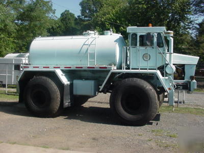 1983 floater biosolids applicator vacuum tanker cat 4X4