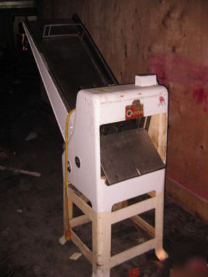 Oliver commercial bakery bread slicer model 797