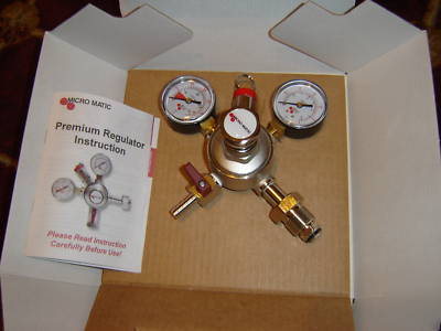 New beer regulator ** ** micromatic CO2 double gauge