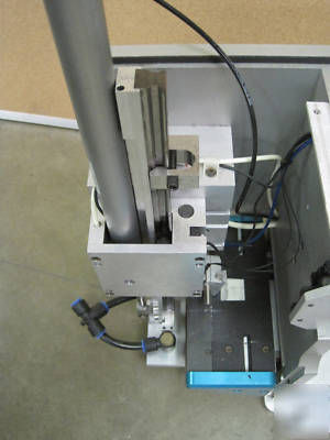 Accuplace inc. 3065 pick and place applicator