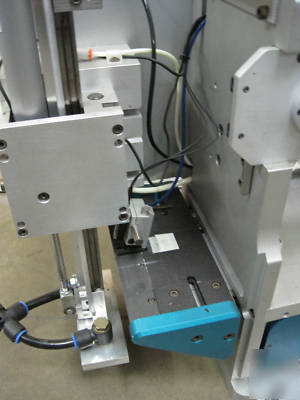 Accuplace inc. 3065 pick and place applicator