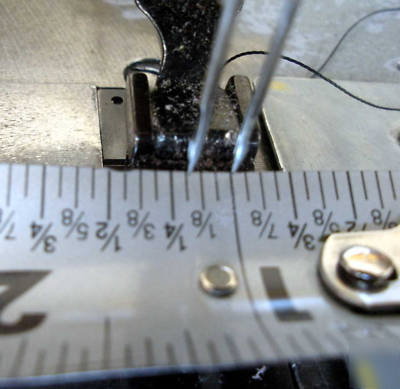 Singer double needle needle sewing machine 212G140